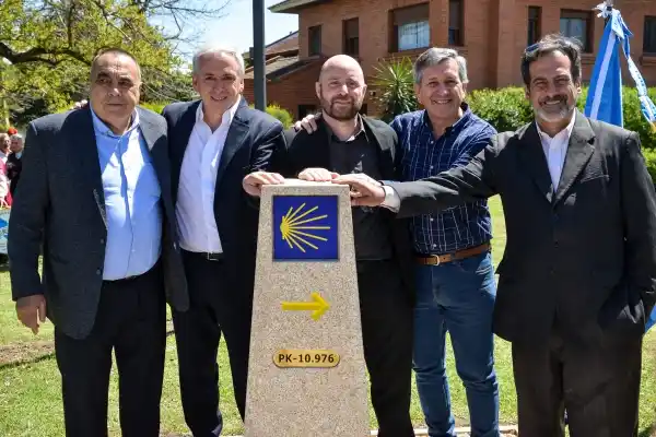 Javier Gastón: “la instalación del Mojón, es un acontecimiento histórico para Chascomús”