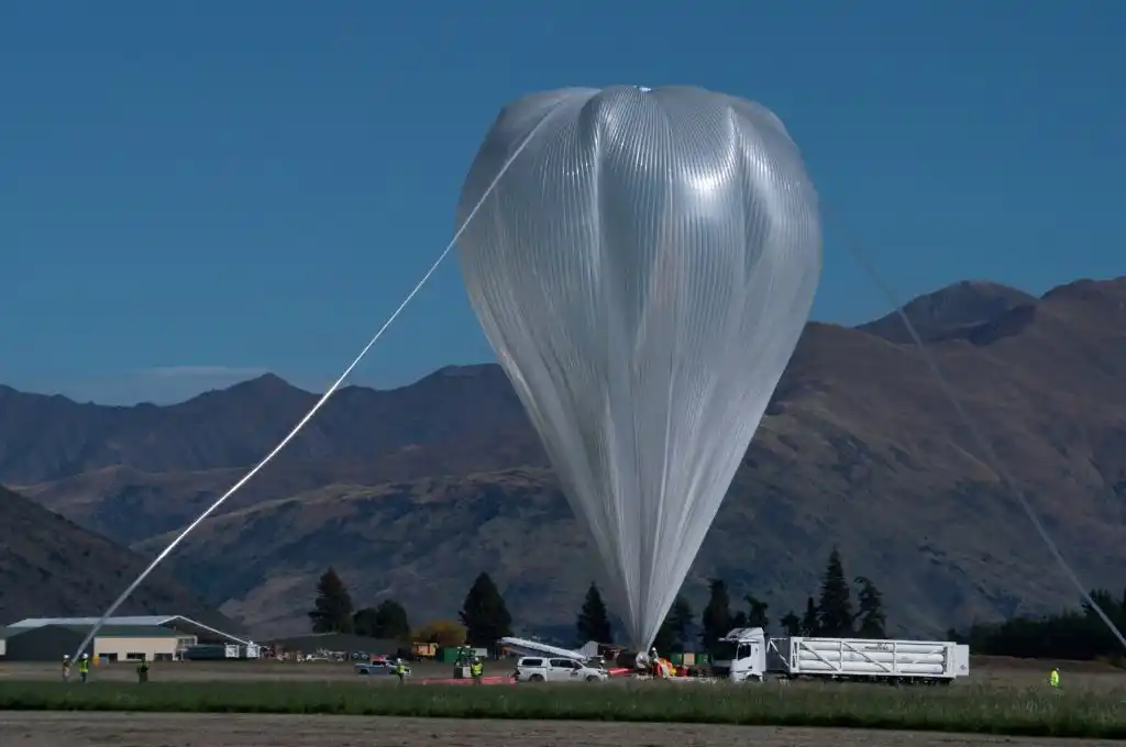 Cayó un globo de la NASA en Santa Cruz