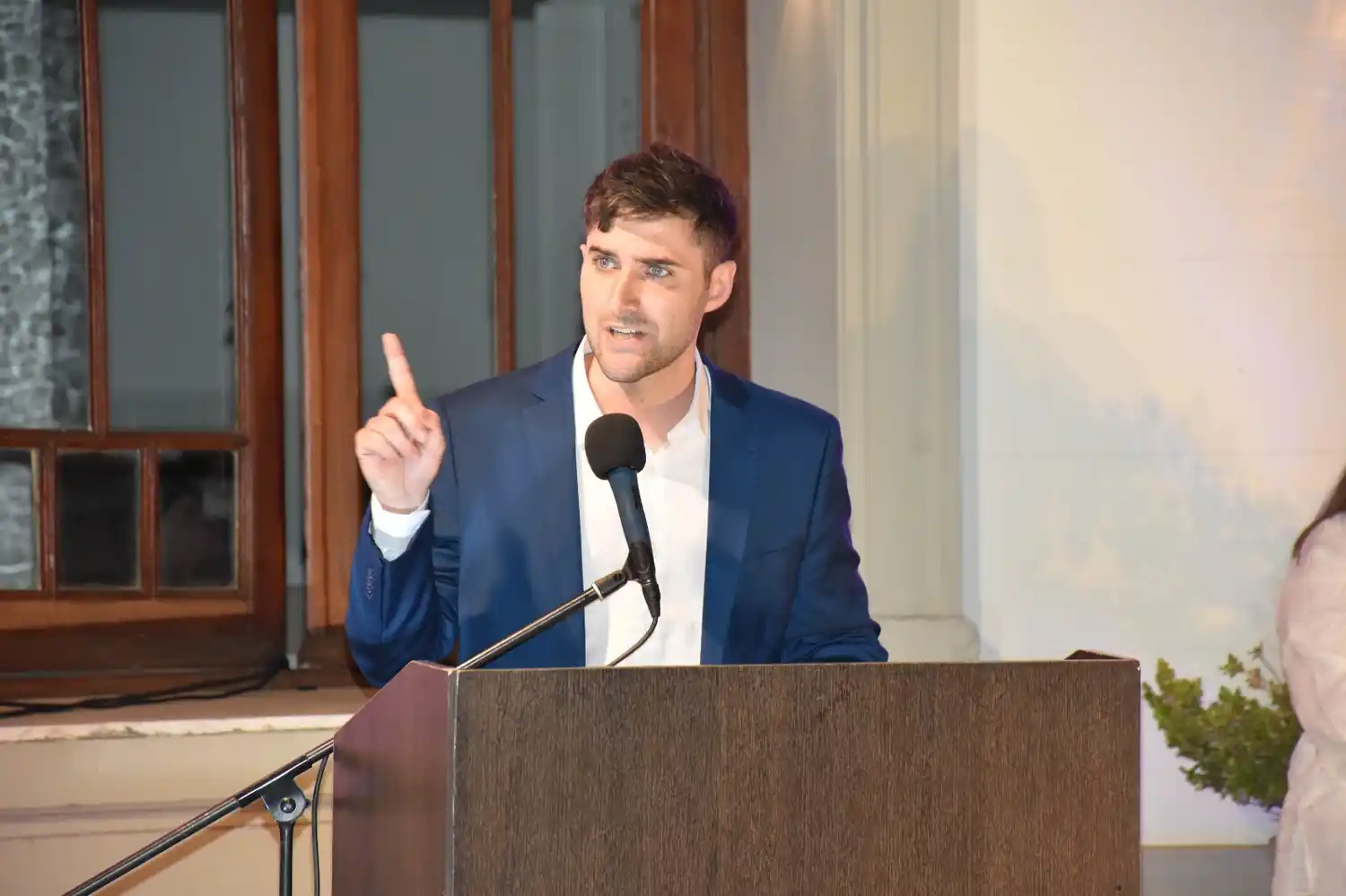 Yocco en el momento del discurso oficial.