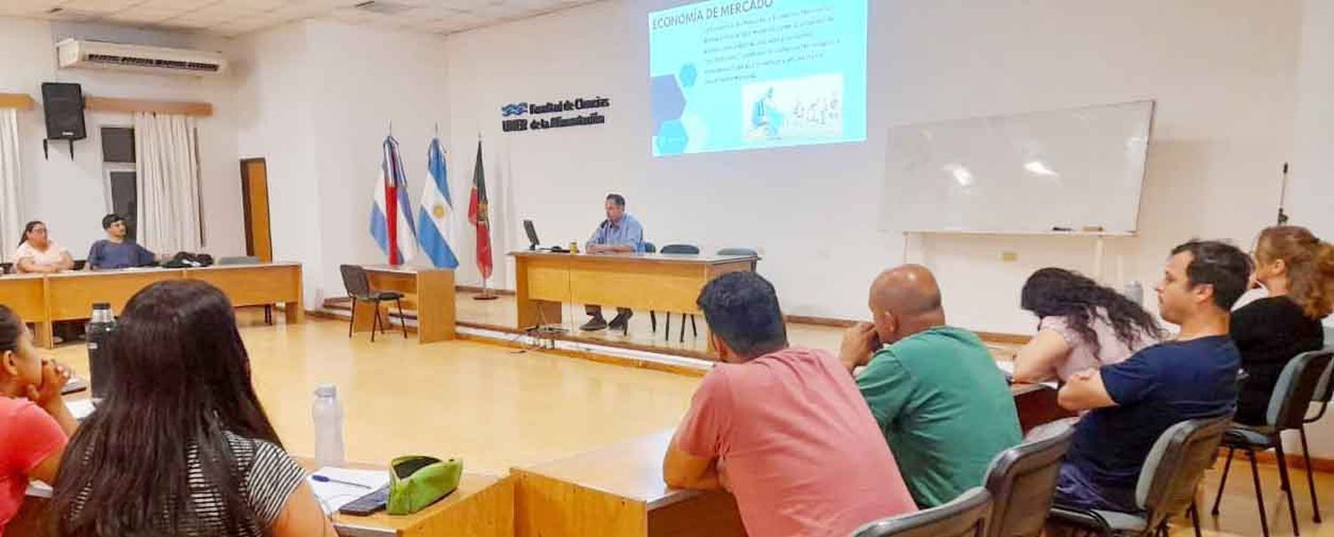 Comenzó el curso de introducción al cooperativismo