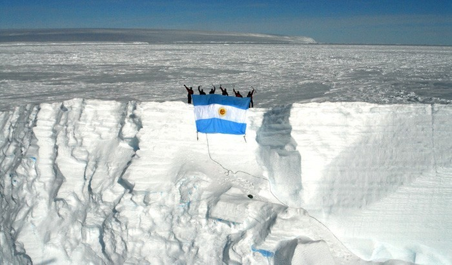 Preocupación en la Antártida: desapareció un bloque de hielo que tiene el tamaño de la Argentina