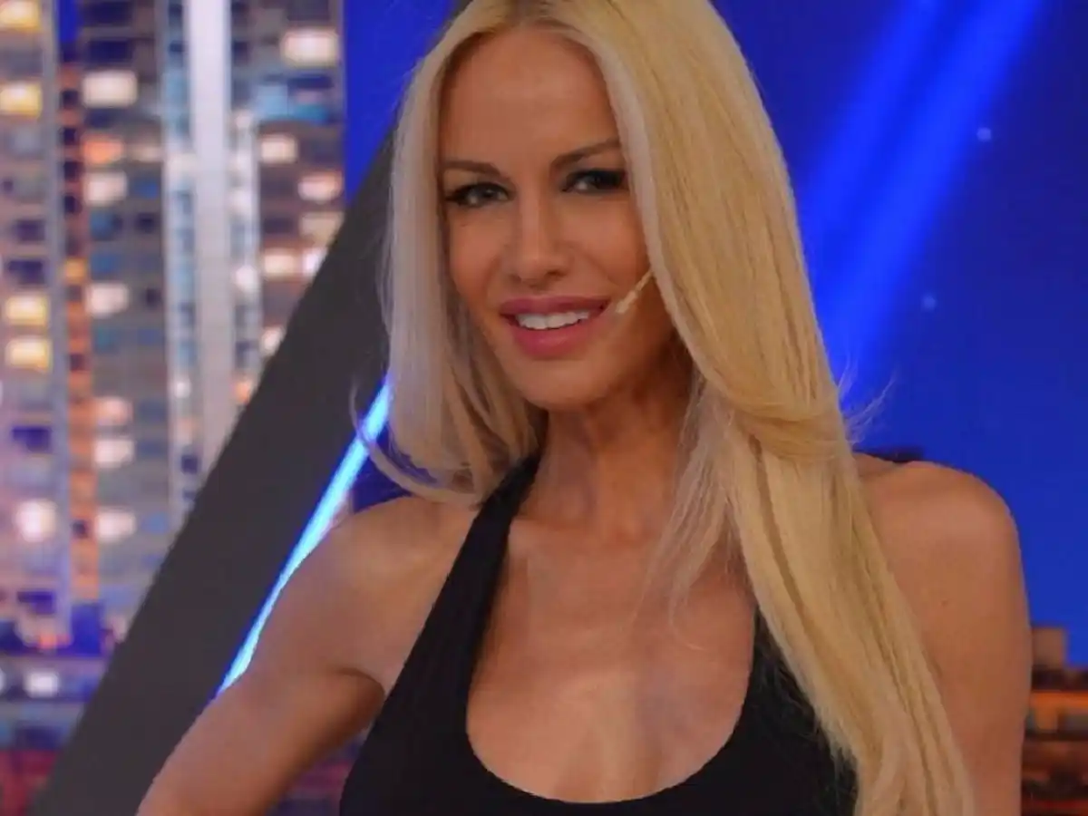 Critican a Luciana Salazar por su tuit sobre el colectivero