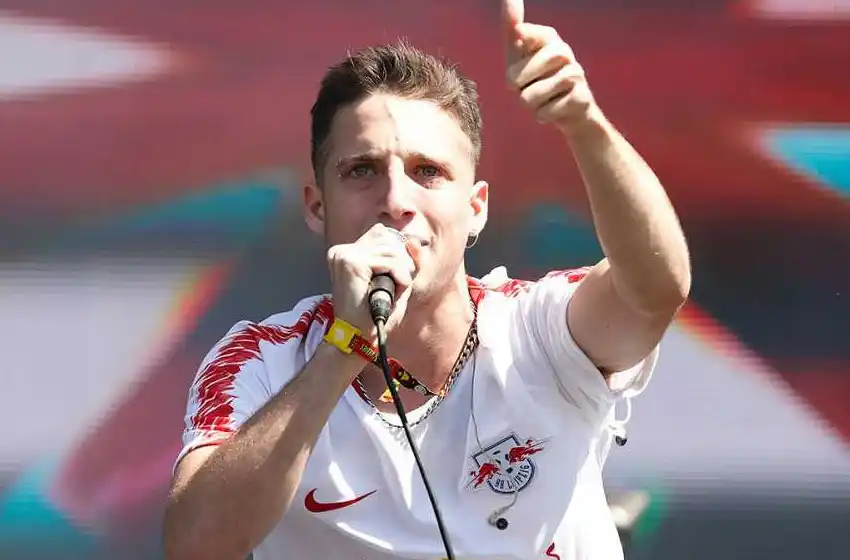 Wos presentó su nuevo álbum, «Oscuro Éxtasis»