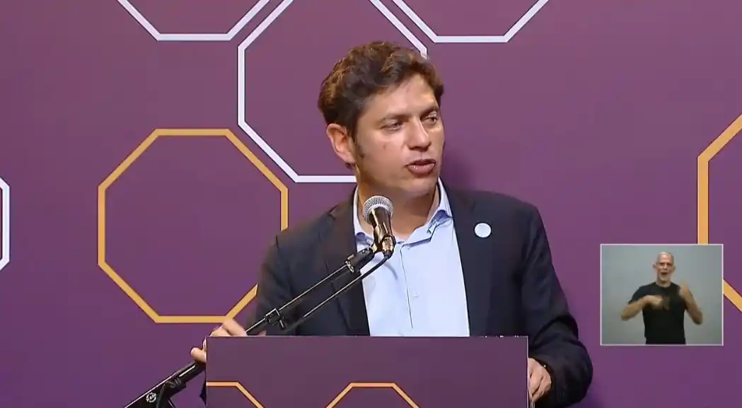 Axel Kicillof participó del cierre de Plenario de Multisectoriales en San Martín.