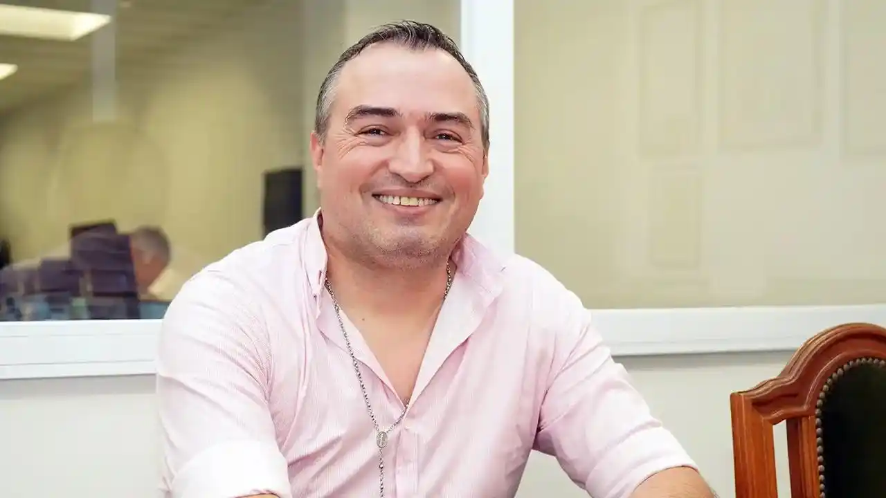 Alejo Álvarez en las instalaciones de Ecos Diarios