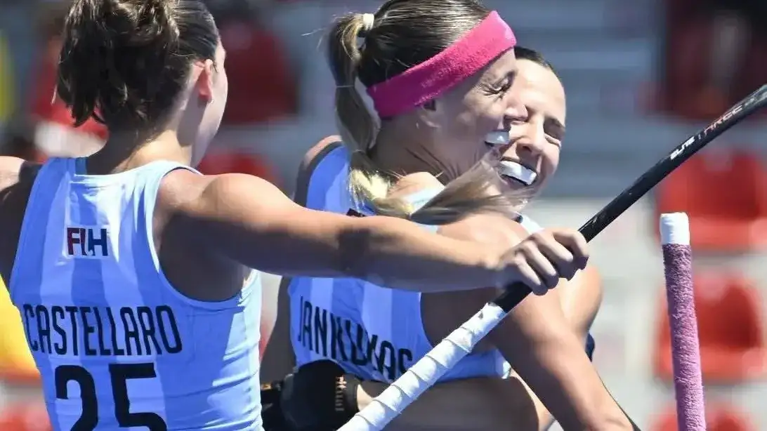 Uno de los festejos de Las Leonas.