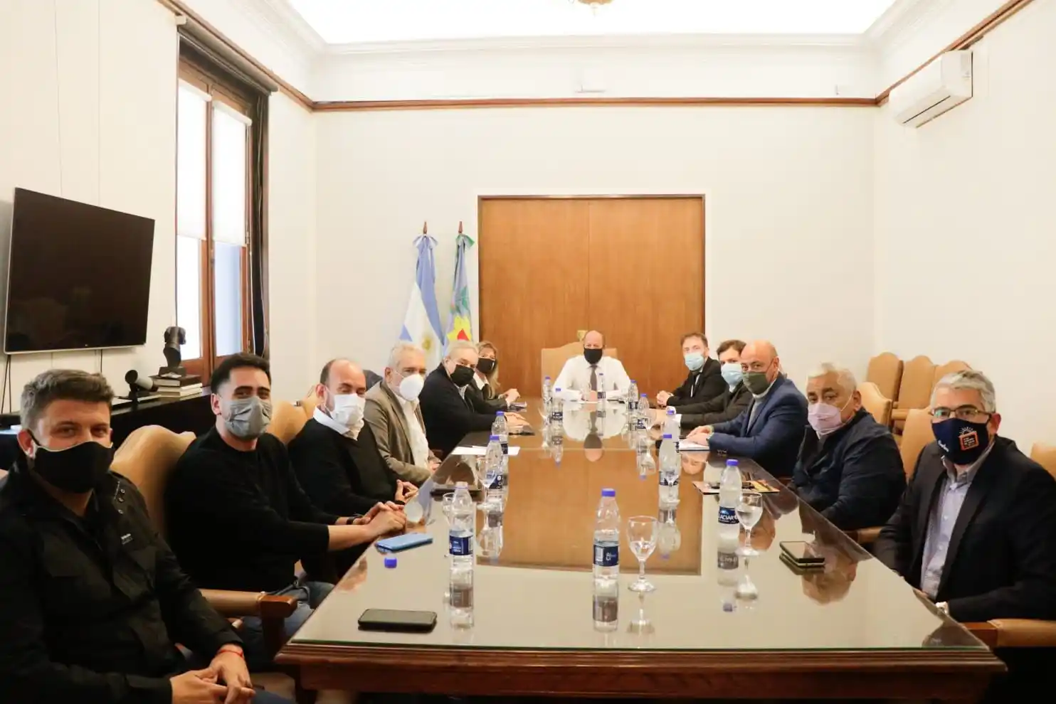 Insaurralde se reunió con intendentes del Frente de Todos de la Segunda Sección electoral