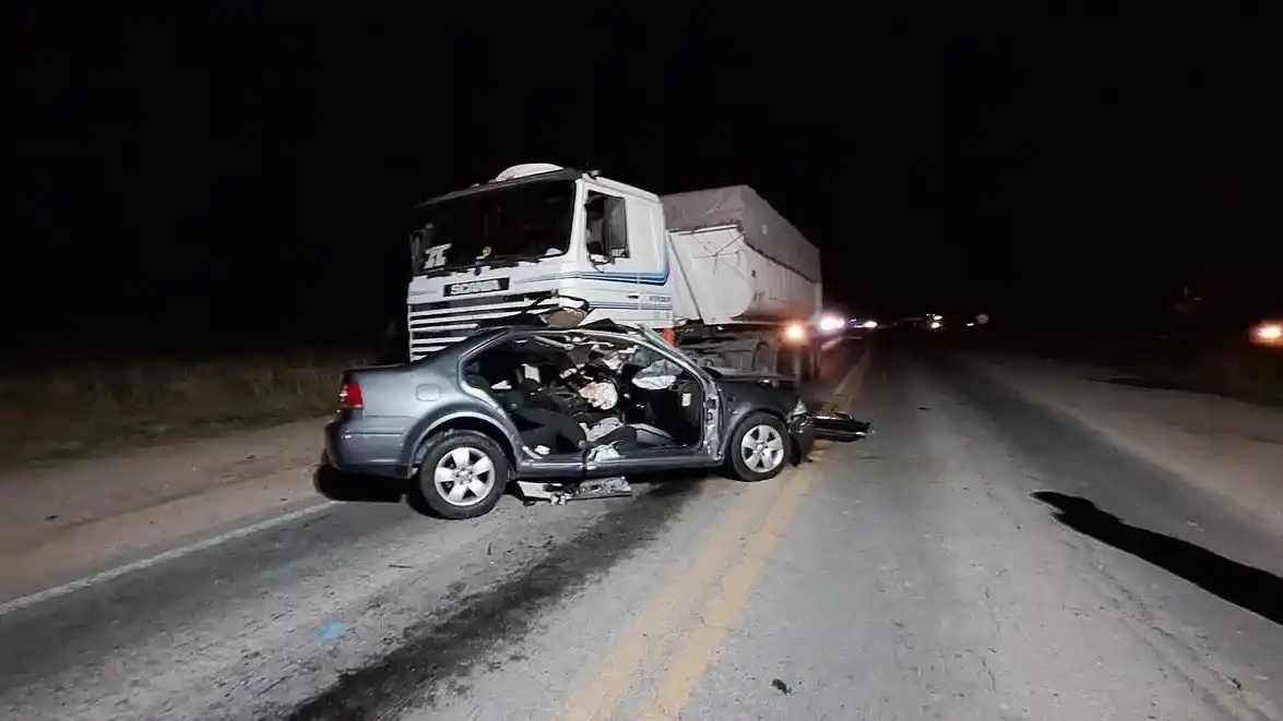 Tragedia en la Ruta 3: un dorreguense falleció tras chocar contra un caballo y un camión (FM Manantial)