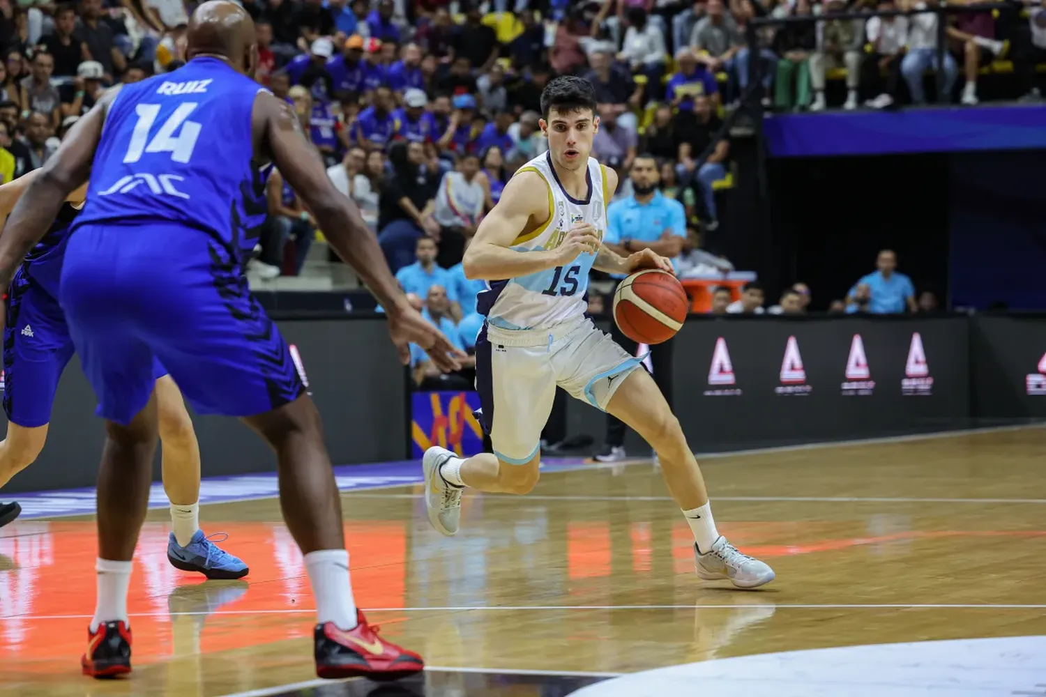 Venezuela vs. Argentina - Ventana FIBA 2025 - 1