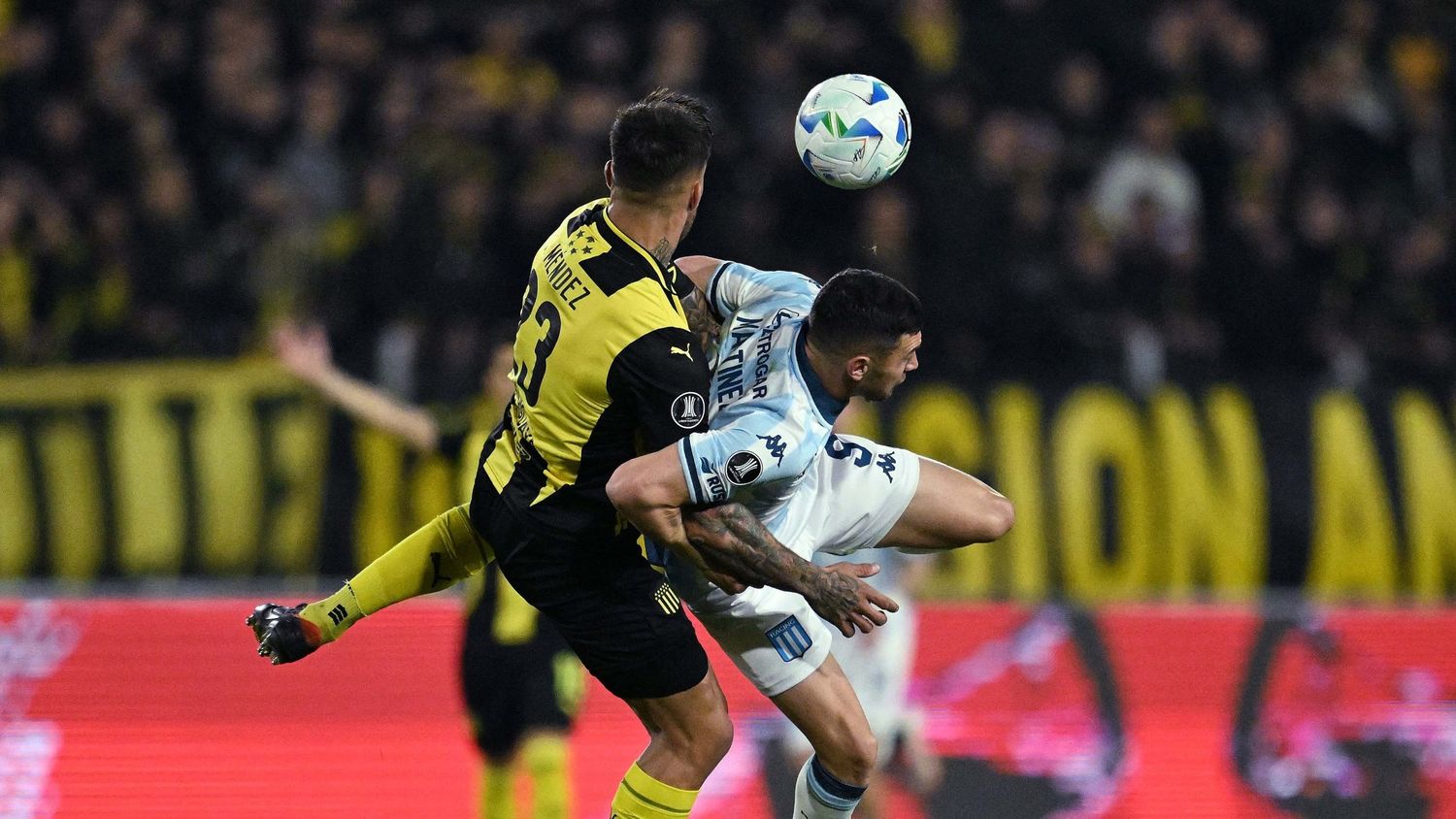 Racing no logró llevarse un buen resultado de Uruguay
