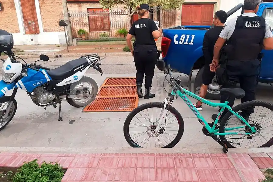 Barrio Barranquitas: dos menores atacaron con un cuchillo a un hombre de 60 años