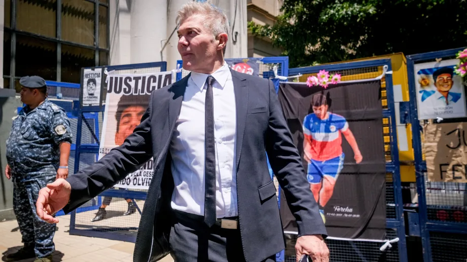 Juicio por Fernando: Burlando denunciará a los peritos que cuestionaron la autopsia y el RCP 