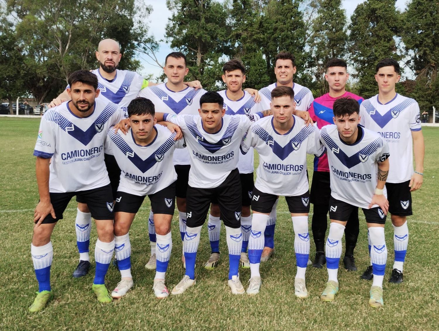 La V jugó un buen partido en Maggiolo y se trajo los 3 puntos para continuar bien arriba. Foto: Fabián Gallego