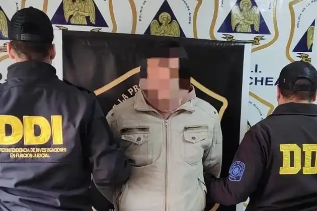 Una comisión especial de la DDI Mar del Plata viajó a la localidad balnearia para ejecutar la orden judicial.