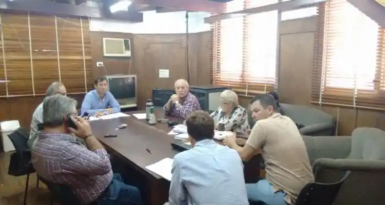 Ante los concejales, Sánchez Negrete defendió los convenios con Ashira
