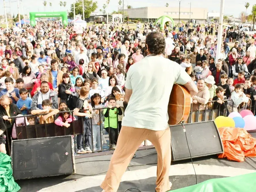 Gran cierre del mes del niño en el Parque Central “Viñedos Moulins”
