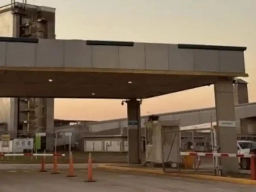 El siniestro ocurrió en la plataforma de la planta Renova.