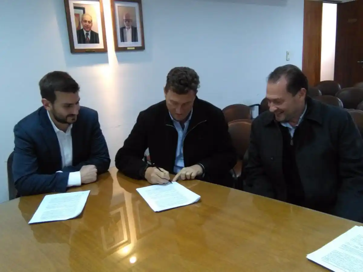 La Asistencia Pública firmó un convenio con Apross y recuperará los costos de las consultas 