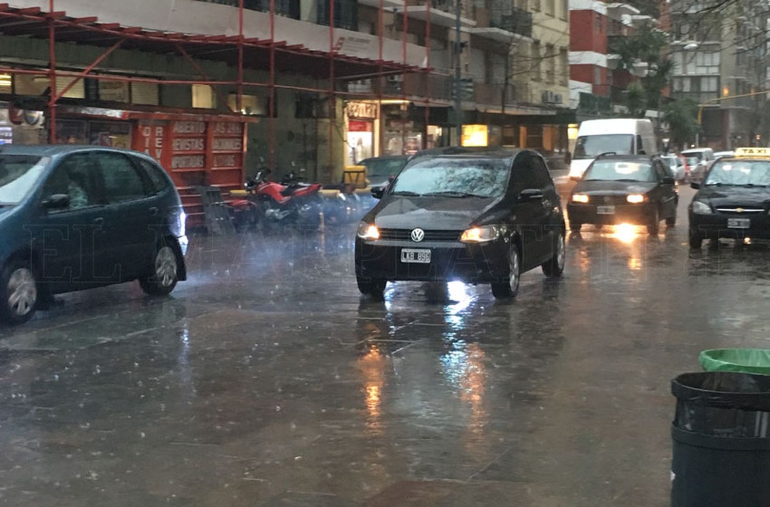 Rige un alerta meteorológico por tormentas intensas 