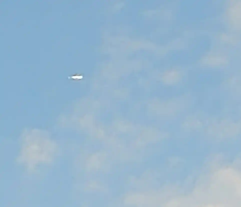 Frecuentes apariciones de OVNIs sobre el cielo de Victoria