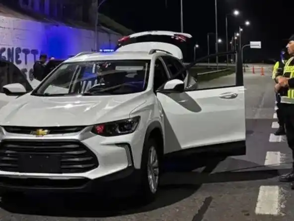 Imputaron al hombre que viajaba por la provincia junto a su hija de cuatro años con más de 500 pastillas de éxtasis