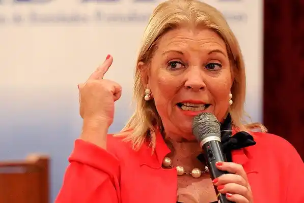 “Los familiares tienen razón”: el mensaje de Elisa Carrio sobre el ARA San Juan