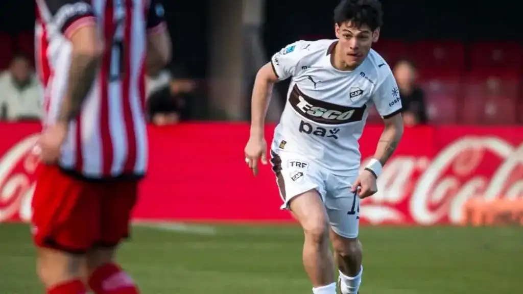 Platense lo dio vuelta ante Barracas
