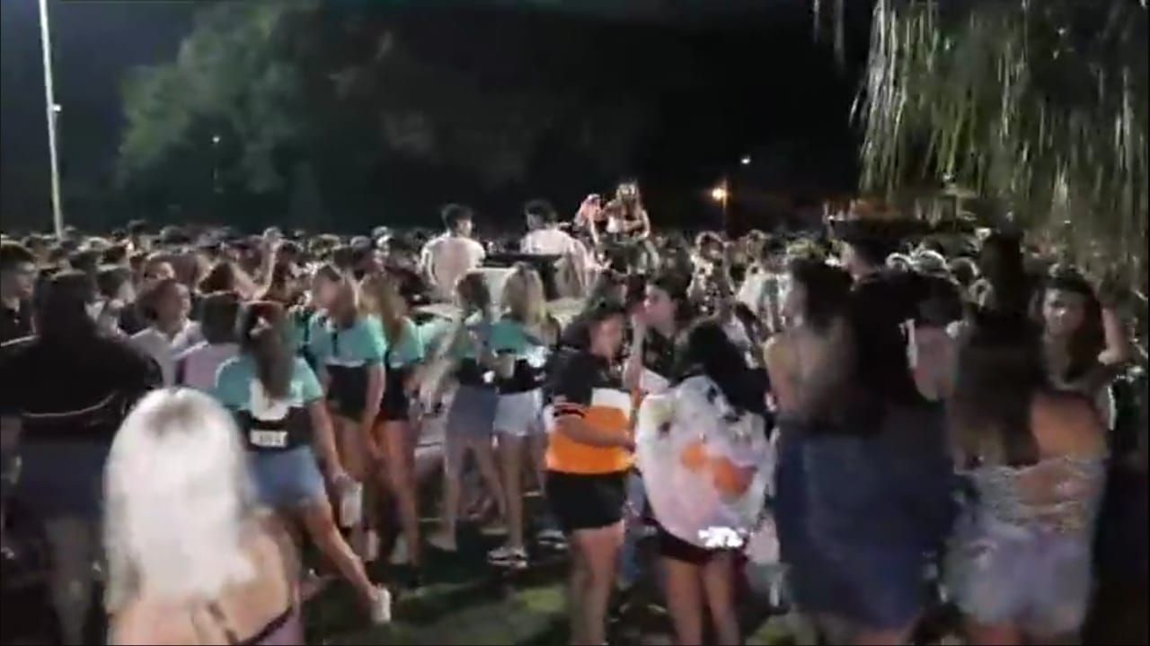 Los festejos del Último Primer Día en Paraná se extendieron hasta la mañana
