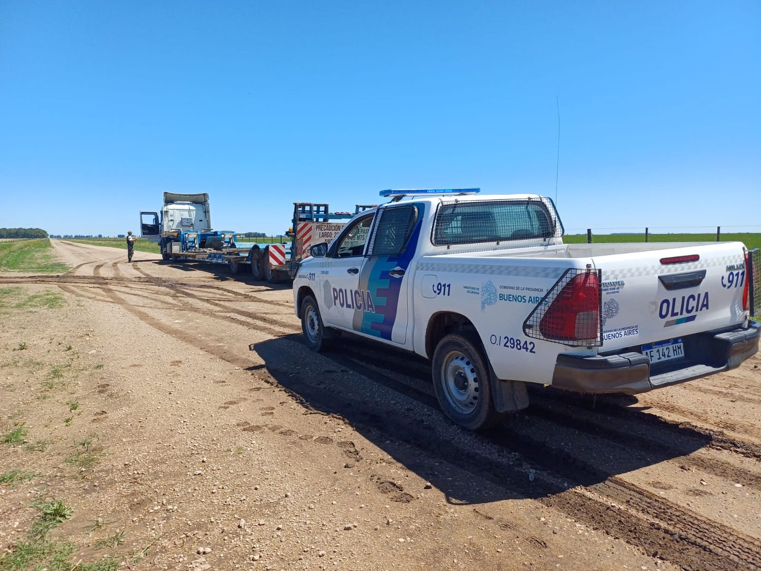 Sancionan a transportistas por causar daños en caminos rurales de Chaves