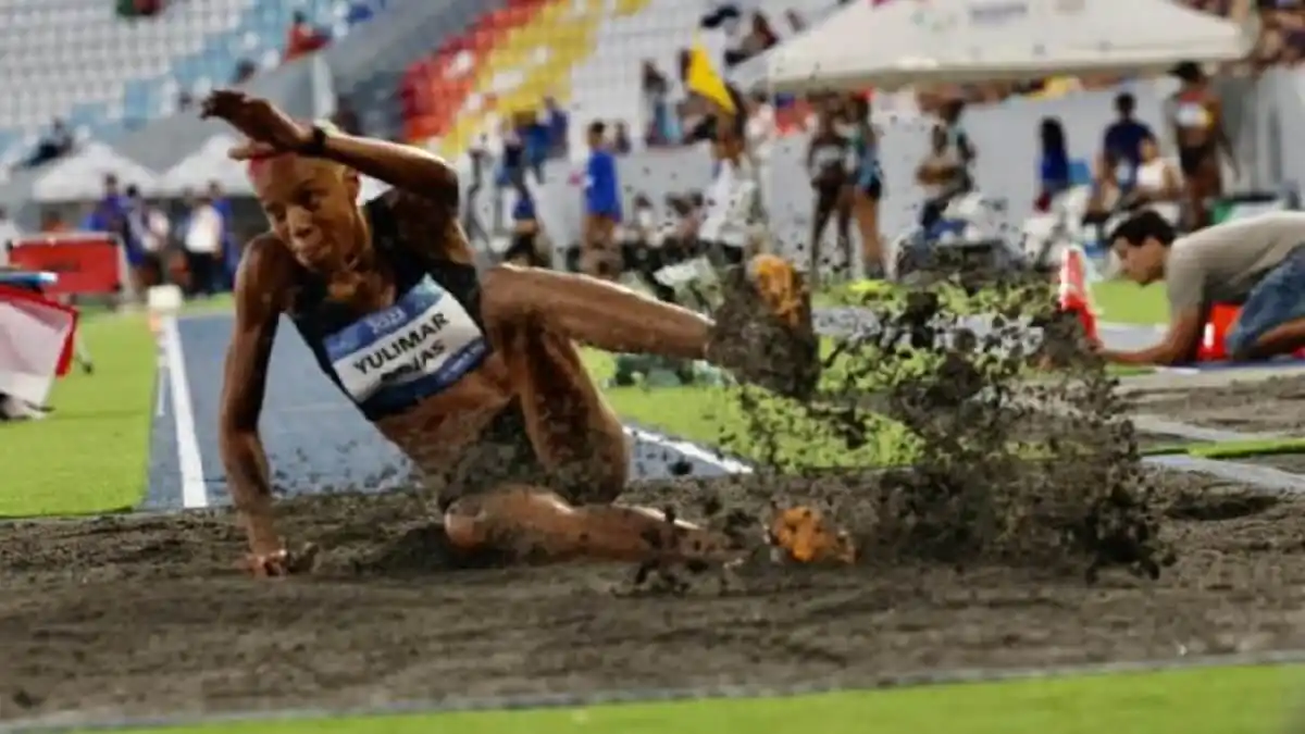 ¡YULIMAR ROJAS por todo lo alto! Gana oro y rompe récord centroamericano