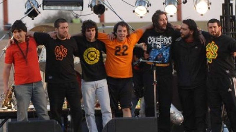 Murió Maximiliano Djerfy, exguitarrista de Callejeros, mientras jugaba al fútbol