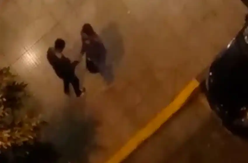 Video: así es el "pasamanos" de droga en la Vieja Terminal