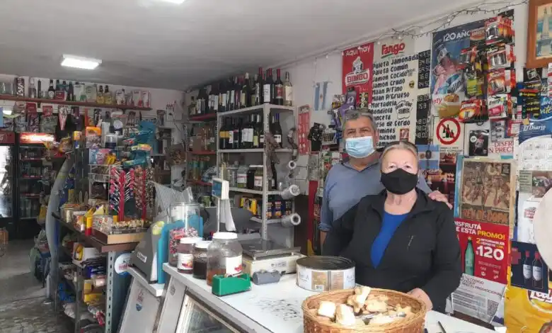 Precios Congelados en los pueblos: Controles "ilegales" y grandes supermercados como únicos favorecidos en el interior 