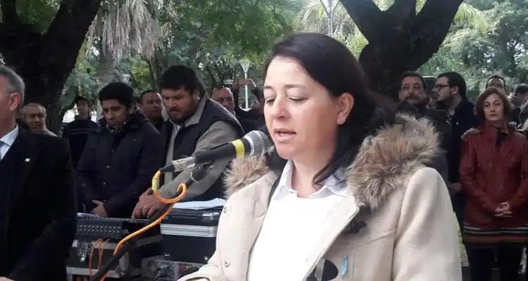 Vuelta a clases: “Se sugiere a las familias que se comuniquen con las escuelas”