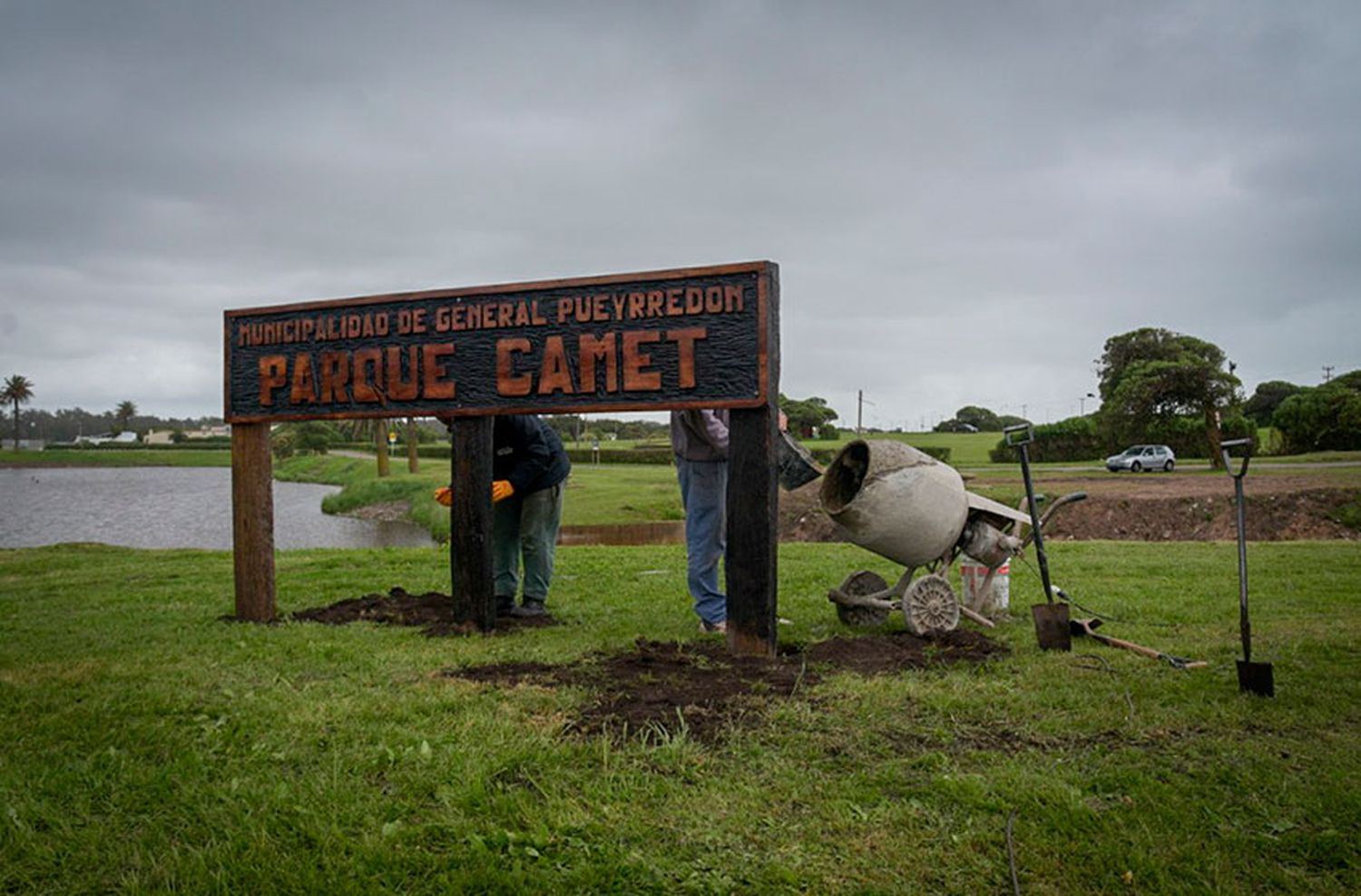 Denuncian "avance privado sobre el sector público de la Reserva Forestal Parque Camet"