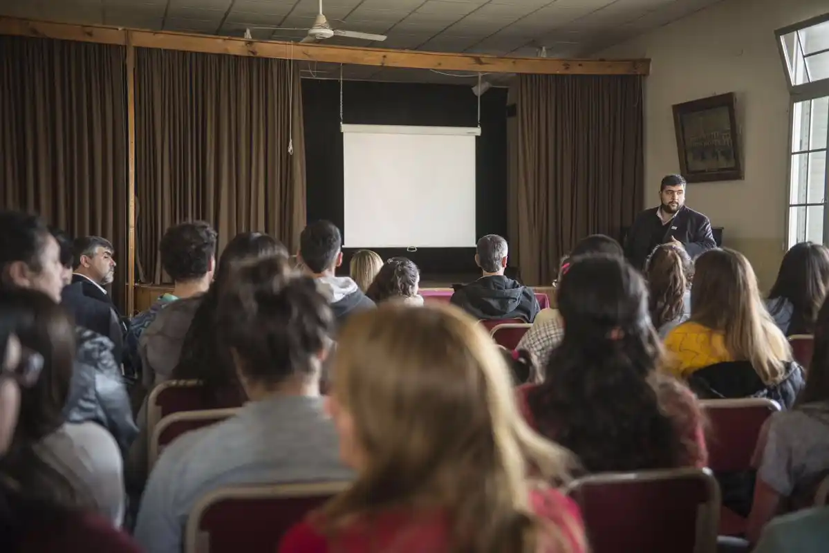 Realizarán un seminario en Urdinarrain sobre “Municipios y Gobierno Local”