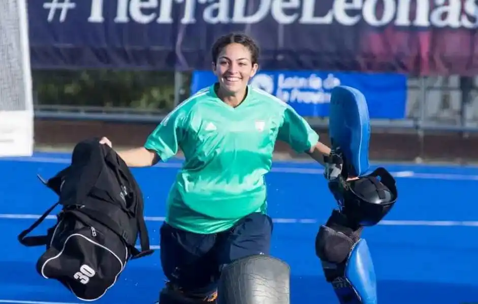 Felisa Gallo, arquera de Los Cardos.