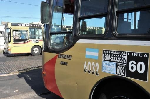 Paro en Línea 60: Denuncian que cobran subsidios por coches parados