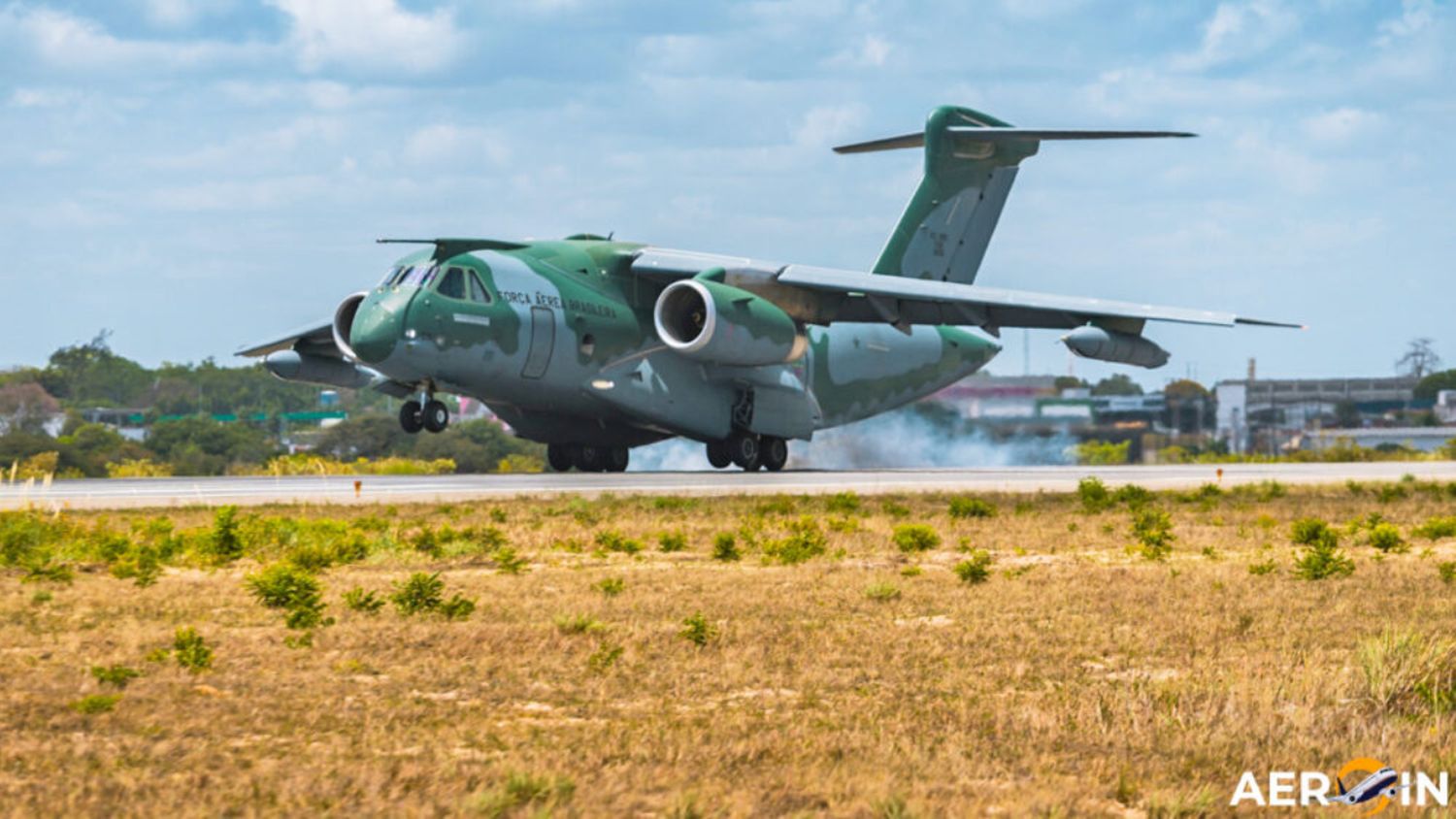 Lula promueve acuerdo de defensa con Angola por aviones KC-390 y modernización y expansión de la flota de Super Tucano