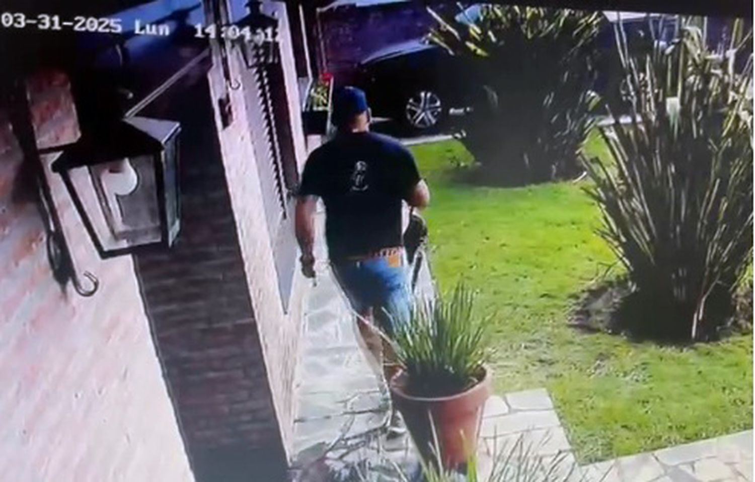 A las 14.04. Del pasado 31 de marzo se perpetró el audaz asalto y robo en la finca