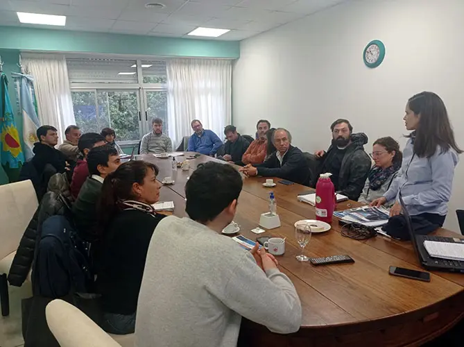 Se reunieron en San Cayetano los asesores de la Chacra Barrow
