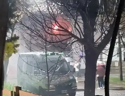 Libertador San Martín: Bomberos controlaron un voraz incendio en una vivienda