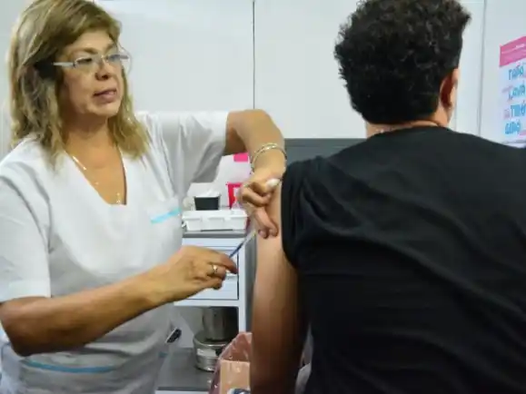 “Lo que comienza ahora es un sistema muy novedoso, de teleconsultas, con telemédicos para poder ordenar mejor la demanda", dijo Kreplak.