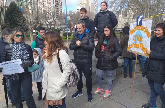 Primera sentencia del país: la Justicia ordena reajustar un crédito UVA