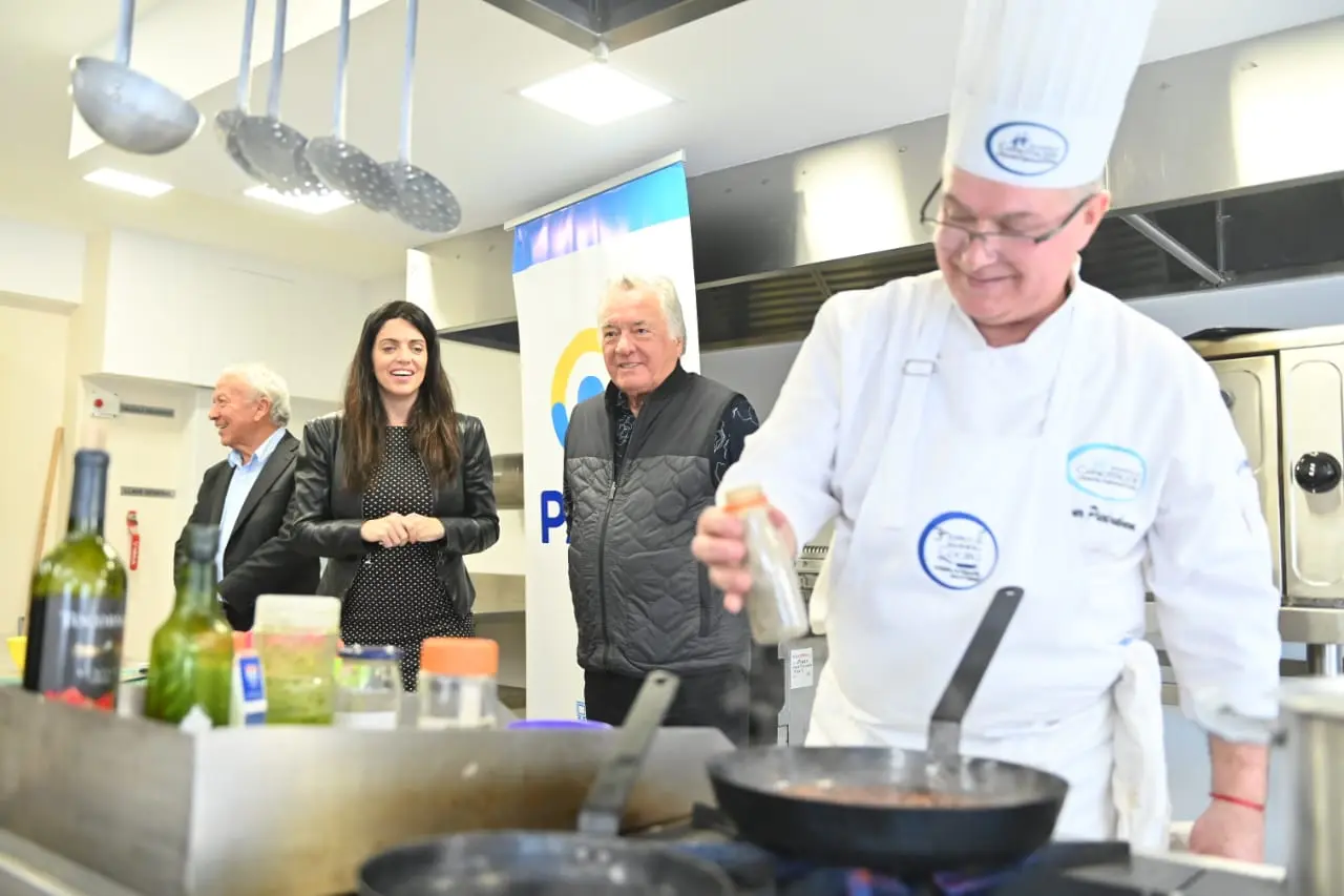 Afiliados de PAMI podrán acceder a capacitaciones gastronómicas y de RCP