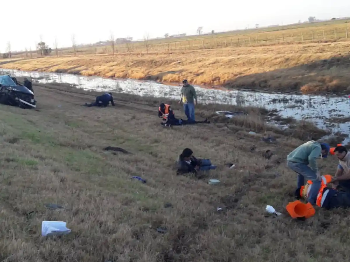 Atropello masivo de policías de la Caminera: hay un muerto