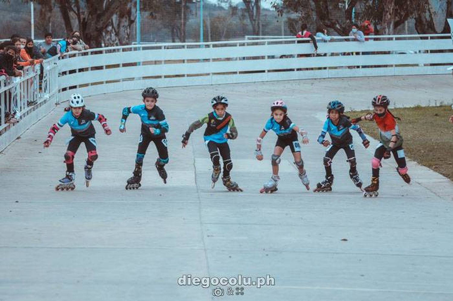 Patinadores del Club Alumni  se preparan para  competir en Gualeguaychú