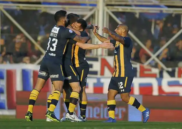 Sergio Marchi se reunió con la dirigencia y el plantel de Central por el tema salarios