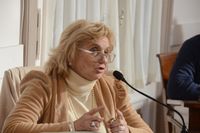 Florit cargó contra las desprolijidades y habló de un “modelo de gestión”