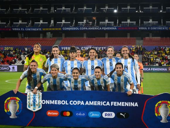 Argentina quedó fuera de la final tras caer ante Colombia en los penales